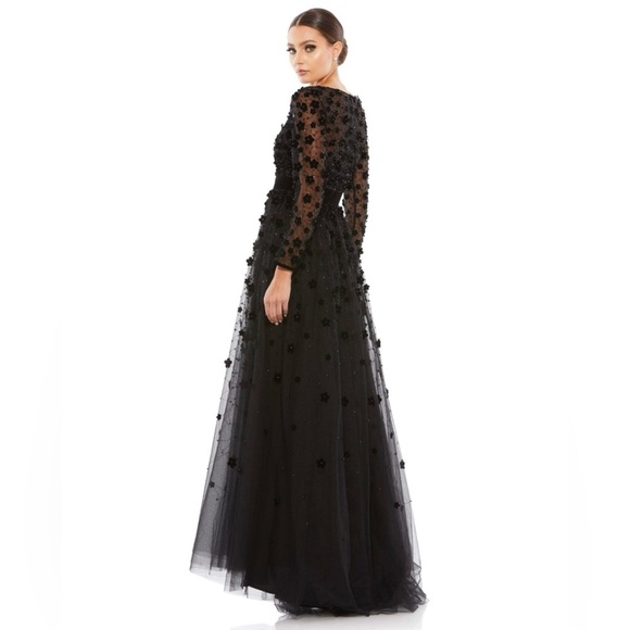 Mac Duggal 67502 NWT Floral Applique Long Sleeve A Line Gown - Picture 3 of 8